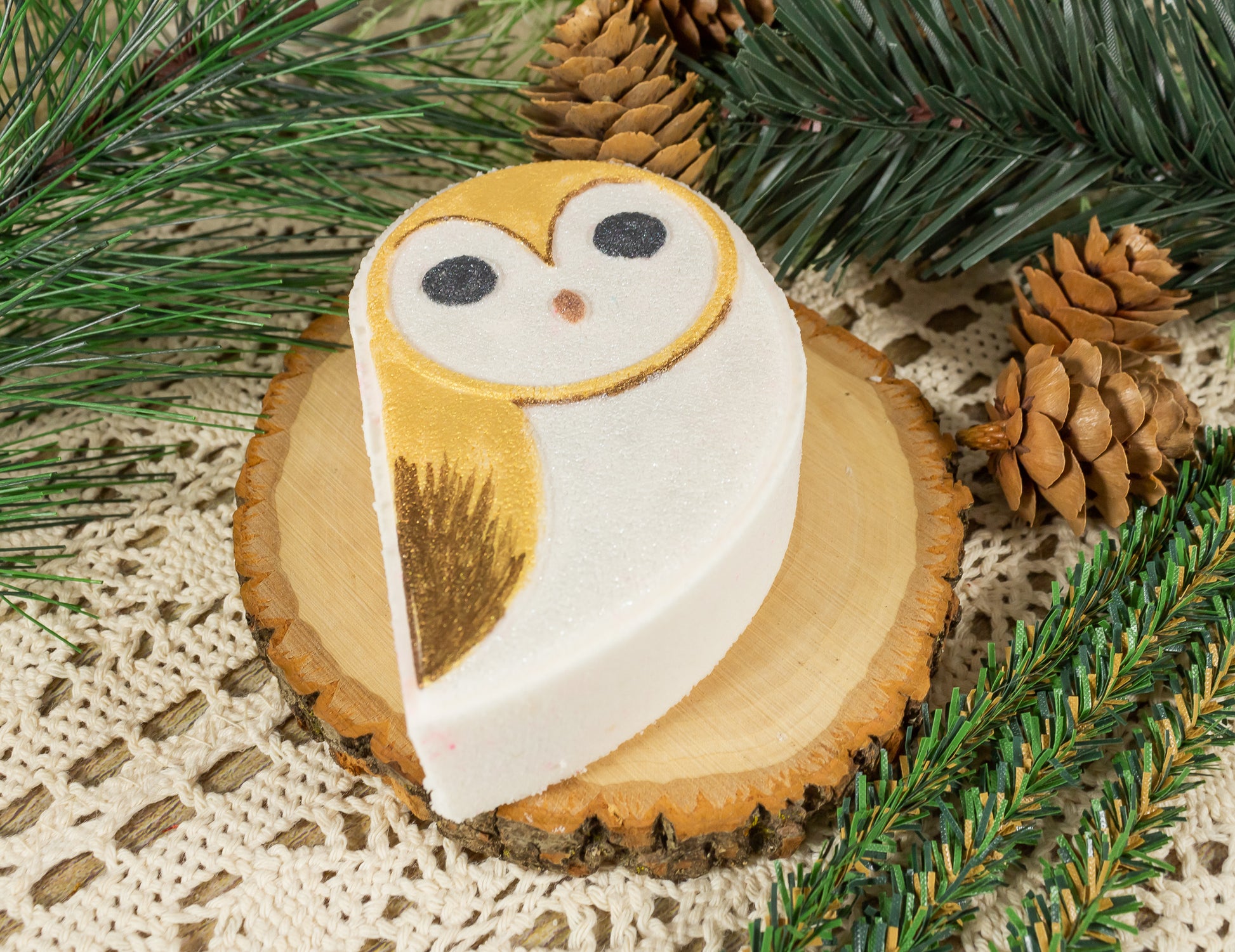 Barn Owl Bath Bomb - Divine Goddess Soaps